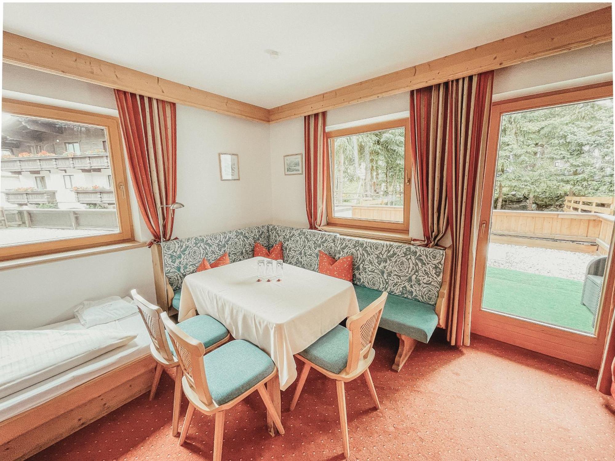 Alpenhotel Tirolerhof Gerlos Szoba fotó
